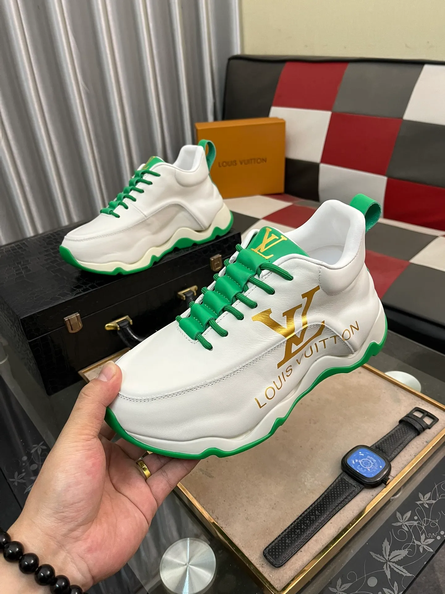 Men's shoes 💰640⌚️⌚️ (GUCCI) Gucci official website men's casual shoes synchronization style, the upper is made of cowhide with imported new brand elements Gucci, showing a good atmosphere, simple design and slip-on style, super versatile, 🐷 leather lining, rubber outsole, size 38-44